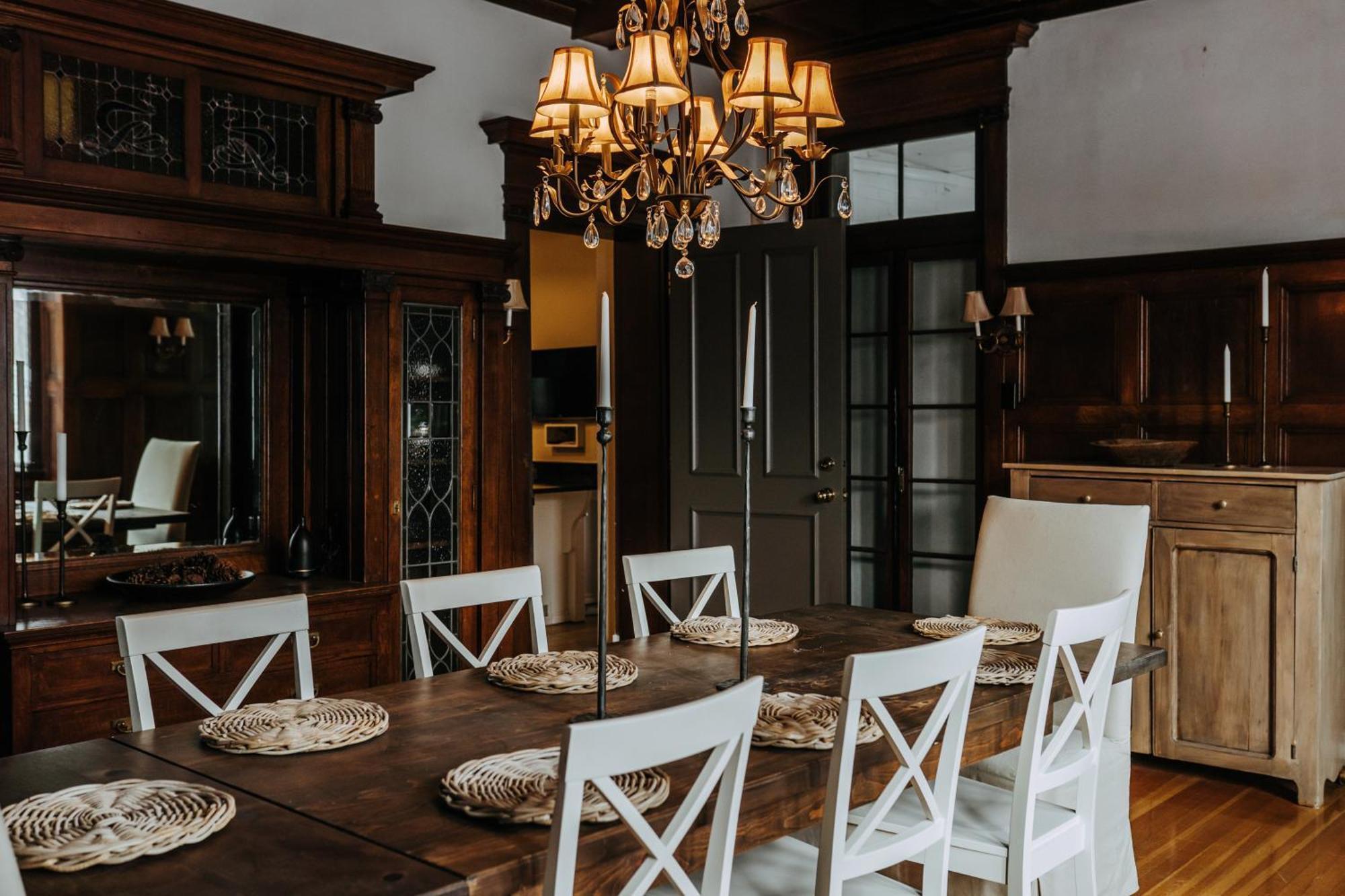 No. 5 East Bed & Breakfast Уинипег Екстериор снимка