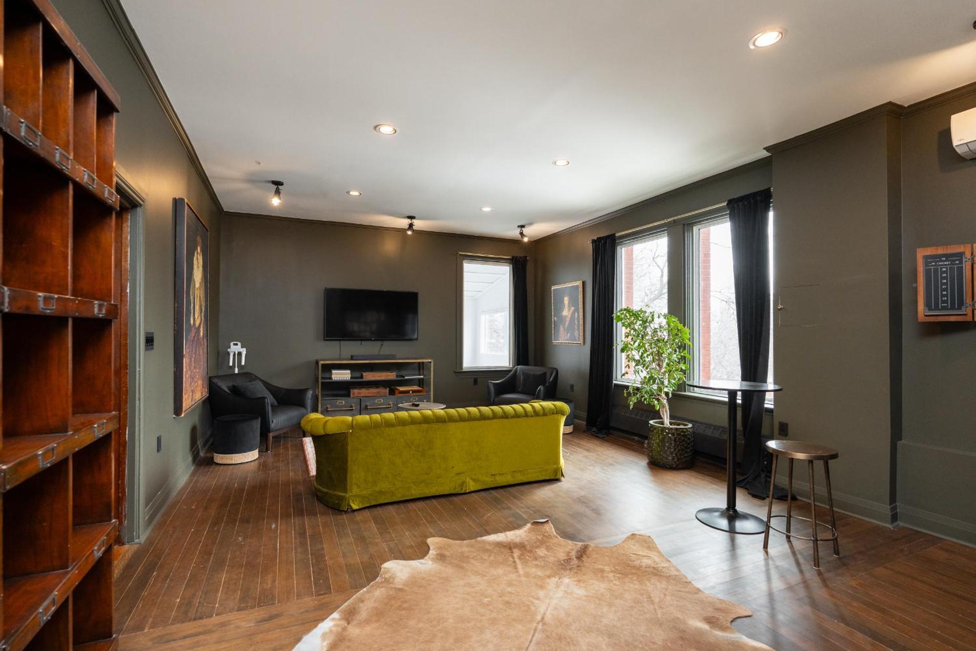 No. 5 East Bed & Breakfast Уинипег Екстериор снимка